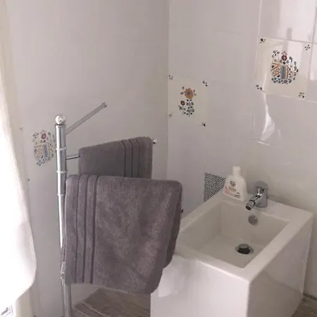 Bed & Breakfast Da Manu Monserrato